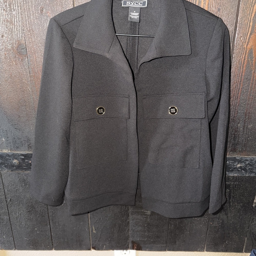 NYCC New York Clothing Co short open front Size small blazer gold buttons k